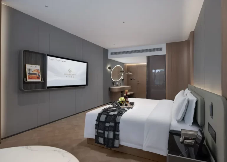 Grey Bubble Bath Room